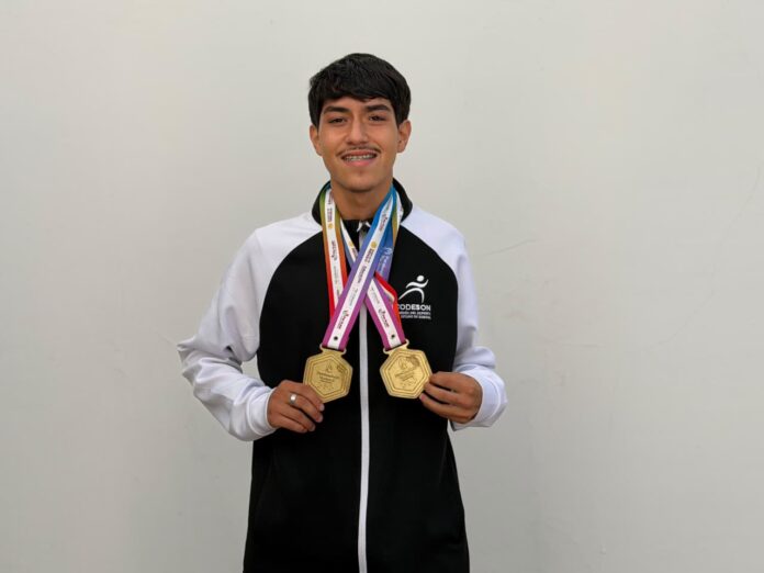 Estudiante sonorense obtiene dos medallas de oro para Sonora en competencia nacional; al conquistar el primer lugar en las pruebas de 200 y 300 metros planos.