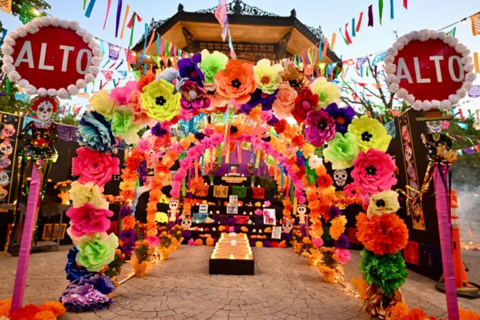 Invita Ayuntamiento de Hermosillo a participar en la Marcha de las Catrinas este domingo 25 de octubre; en el marco del VIII Festival Tradicional de Día de Muertos y habrá premios por categoría.
