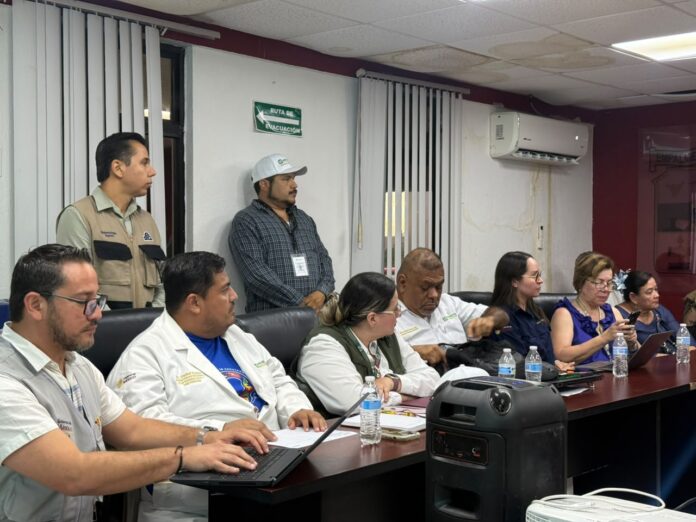 Coordinan acciones de salud para reforzar prevención tras ‘Polo’; el alcalde Luis Fuentes Aguilar participó en la reunión del Comité Distrital de Seguridad en Salud del Distrito de Salud para el Bienestar 04.