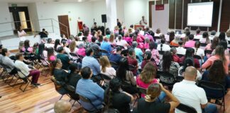Presenta Ayuntamiento la conferencia “Detección oportuna del cáncer de mama”