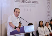 Benefician Alfonso Durazo y Claudia Sheinbaum a familias nogalenses