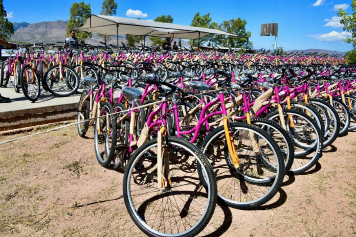 Gobernador Durazo facilita movilidad en comunidades alejadas con más de 3 mil entregas de EnBici.